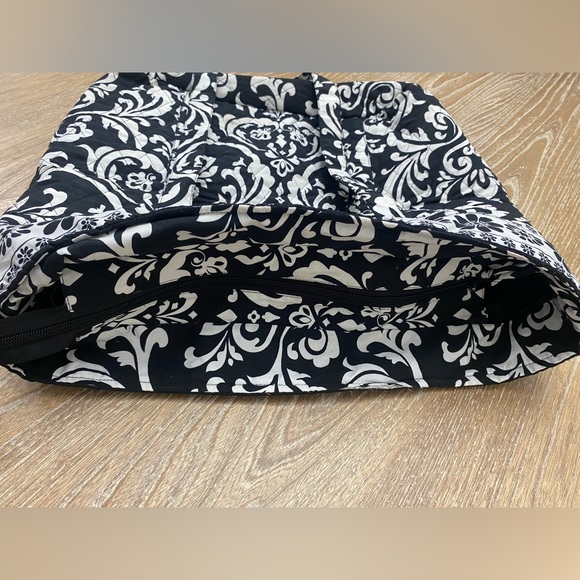 Versatile Large Paisley Boho Beachy Shoulder Bag - Picture 9 of 13